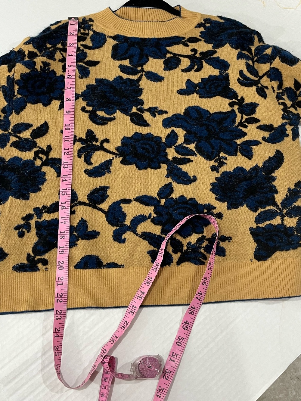 ANN TAYLOR FLORAL JACQUARD SWEATER ONE OF A KIND SAMPLE PIECE (417) - Picture 4 of 16